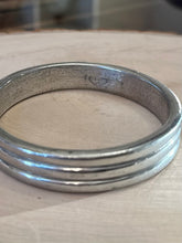 Load image into Gallery viewer, Vintage Signed Ben Amun by Isaac Manevitz Silver Tone Ribbed Bangle Bracelet