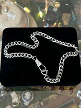 Load image into Gallery viewer, Vintage Midcentury Silver Tone Textured Link Watch Chain Dog Clip Clasp 12.6”