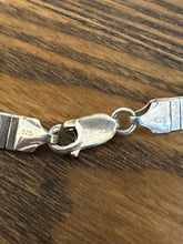 Load image into Gallery viewer, Vintage 1990s 925 ITALY Sterling Silver 6mm Omega Chain Necklace 18”