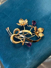 Load image into Gallery viewer, Vintage 14K & 18K Yellow Gold Genuine Faceted Amethyst Teardrop Floral Brooch