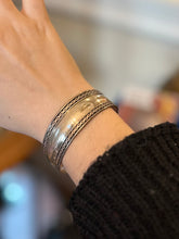 Load image into Gallery viewer, Vintage 925 Sterling Silver Ribbed Twisted Rope Barbed Wire Design Cuff Bracelet