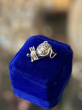 Load image into Gallery viewer, Vintage Signed MMA Metropolitan Museum of Art Sterling Silver Spider Brooch Pin