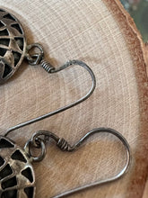 Load image into Gallery viewer, Vintage Southwestern Native American Style Feather Sterling Silver 925 Dangle Earrings