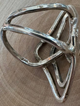 Load image into Gallery viewer, Vintage Sterling Silver Open Weave Geometric Split Shank Statement Ring US Size 8 1/2
