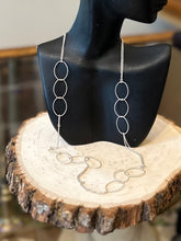 Load image into Gallery viewer, Contemporary Sterling Silver Textured Open Oval Loops Double Strand Sequence Chain Necklace 23.5”