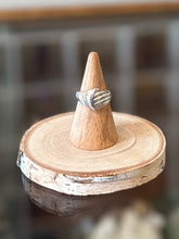 Load image into Gallery viewer, Vintage Signed 925 BOMA Sterling Silver Ribbed Crescent Design Band Ring US Size 8 1/4