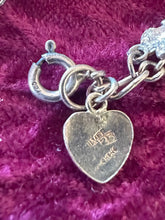 Load image into Gallery viewer, Vintage Sterling Silver Dainty Teddy Bear Charm Figaro Link Chain Bracelet 7”