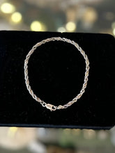 Load image into Gallery viewer, Vintage Signed Sterling MS Co. 925 Sterling Silver Two Tone Twist Chain Bracelet Unisex 7.2”
