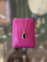 Load image into Gallery viewer, Vintage 1950s 12k GF Gold Filled Oval Black Onyx Pendant Necklace Dainty 1/20 12k GF Chain