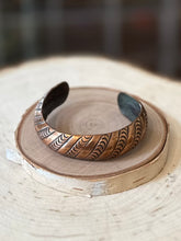 Load image into Gallery viewer, You Pick! Solid Copper Cuff Bracelet Vintage 1970s Solid, Curb Chain, Ruffled, Crescent Moon Unisex