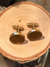 Load image into Gallery viewer, Vintage Gold Tone and Copper Indian Head Penny 1897 & 1907 Cufflinks