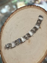 Load image into Gallery viewer, Vintage 925 Sterling Silver Mayan Chrysocolla & Gold Accent Chain Link Bracelet 7” Llama