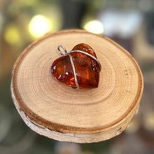 Load image into Gallery viewer, Vintage Genuine Baltic Amber Heart Pendant
