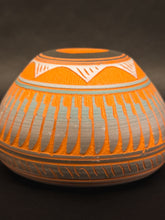 Load image into Gallery viewer, Vintage 1976 Midcentury Signed Michael Charlie Navajo Native American Clay Pottery Seed Pot or Vase