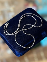 Load image into Gallery viewer, Vintage European 585 Italy 14K White Gold Chain Necklace Tinsel Chain 18”