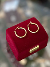 Load image into Gallery viewer, Vintage Gold Plated Sterling Silver 925 Thin Hoop Earrings Hoops Minimalist