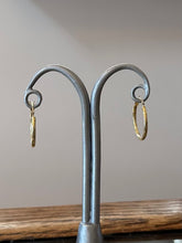Load image into Gallery viewer, Vintage Gold Plated Sterling Silver 925 Thin Hoop Earrings Hoops Minimalist