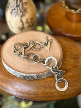 Load image into Gallery viewer, Vintage Signed TAXCO Mexico TS-29 Geometric Circles & Triangles Link Bracelet Toggle Clasp 7”