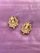 Load image into Gallery viewer, Vintage 1960s Deadstock New Old Stock GENO Richelieu Genuine Hand Carved Italian Cameo Gold Tone Clip on Screwback Earrings