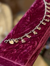 Load image into Gallery viewer, Vintage Sterling Silver Dainty Teddy Bear Charm Figaro Link Chain Bracelet 7”