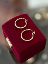 Load image into Gallery viewer, Vintage Gold Plated Sterling Silver 925 Thin Hoop Earrings Hoops Minimalist