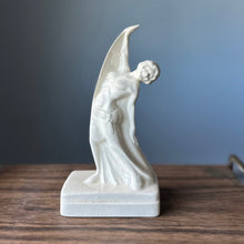 Load image into Gallery viewer, Lily of the East Vintage
