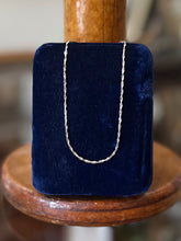 Load image into Gallery viewer, Vintage European 585 Italy 14K White Gold Chain Necklace Tinsel Chain 18”