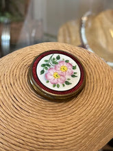 Load image into Gallery viewer, Vintage 1930s Art Deco Czech Guilloche Enamel Floral Mirror Compact Made in Czechoslovakia