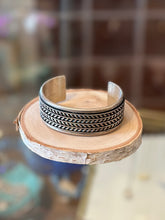 Load image into Gallery viewer, Vintage Tom Hawk Sterling Silver Wide Cuff Bracelet 78 gr Signed Native American