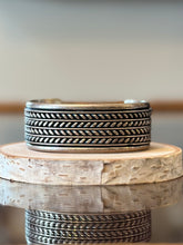 Load image into Gallery viewer, Vintage Tom Hawk Sterling Silver Wide Cuff Bracelet 78 gr Signed Native American
