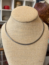 Load image into Gallery viewer, Vintage 1990s Signed ATI 925 ITALY Sterling Silver 2mm Omega Chain Necklace 16"