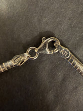 Load image into Gallery viewer, Vintage 1990s Signed ATI 925 ITALY Sterling Silver 2mm Omega Chain Necklace 16"