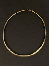 Load image into Gallery viewer, Vintage 1990s Signed HAN 925 ITALY Sterling Silver 6mm Omega Chain Necklace 17"