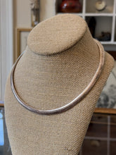 Load image into Gallery viewer, Vintage 1990s Signed M 925 ITALY Sterling Silver 6mm Omega Chain Necklace 17"