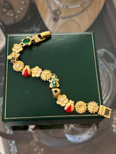 Load image into Gallery viewer, Vintage Brushed Gold Tone Slider Charm Floral Insect Frog Celestial Bracelet 7"