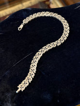 Load image into Gallery viewer, Vintage Signed SA Peruvian Sterling Silver Cut Leaves Link Chain Bracelet 7.5"