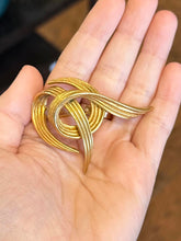 Load image into Gallery viewer, Vintage Signed & Numbered BOUCHER 8811P Gold Plated Matte Textured Swirl Brooch