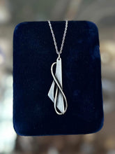 Load image into Gallery viewer, Vintage ORB Otto Robert Bade Sterling Silver Abstract Infinity Pendant Necklace