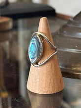 Load image into Gallery viewer, Vintage Signed CR TAXCO Mexico Sterling Silver Abalone Statement Ring US 7