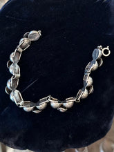 Load image into Gallery viewer, Vintage 1970s Mexico Sterling Silver Genuine Amethyst Cabochon Bracelet 7.5"