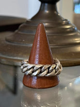 Load image into Gallery viewer, Vintage Sterling Silver Chunky Flat Curb Link Chain Ring Unisex US 15
