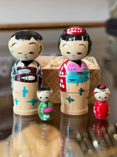 Load image into Gallery viewer, Vintage Japanese Wood Kokeshi Nesting Dolls Mini Handpainted Family Original Box