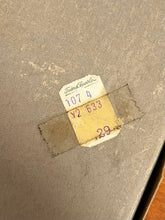 Load image into Gallery viewer, Antique Gudebrod Bros Silk Co Champion Pure Silk for Darning Spools Original Box