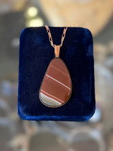 Load image into Gallery viewer, Vintage Rare Signed REBAJES Copper & Banded Agate Pendant Necklace Figaro 18"