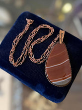 Load image into Gallery viewer, Vintage Rare Signed REBAJES Copper & Banded Agate Pendant Necklace Figaro 18"