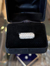 Load image into Gallery viewer, Sterling Silver Clear Rhinestone Pave Split Shank Dome Ring US 7.5