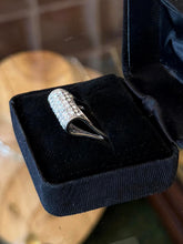 Load image into Gallery viewer, Sterling Silver Clear Rhinestone Pave Split Shank Dome Ring US 7.5