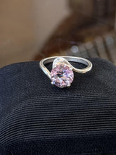 Load image into Gallery viewer, Sterling Silver Faceted Lilac Lavender Glass Stone Solitaire Ring US 7.25