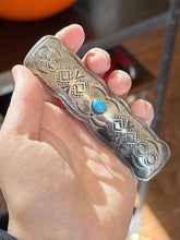 Load image into Gallery viewer, Vintage Southwestern Sterling Silver Turquoise Cabochon Hair Clip Barrette