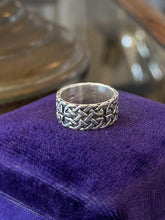 Load image into Gallery viewer, Vintage Sterling Silver Celtic Knot Woven Design Wide Band Ring Unisex US 6.75